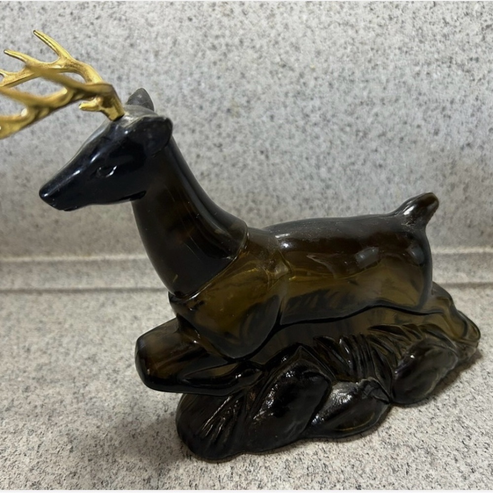 Vintage 1973 Avon 10 point buck wild country aftershave bottle